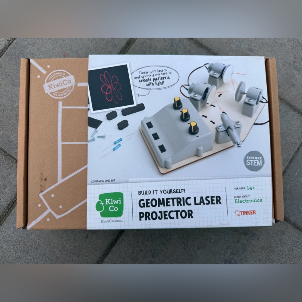 Kiwi Geometric Laser Projector Kit - Gray and Natural Wood